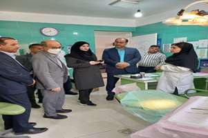 پایش خدمات سلامت در مرکز خدمات جامع سلامت ضیغمی زرقان توسط معاون بهداشت دانشگاه علوم پزشکی شیراز