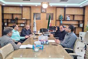 برگزاری نشست هم اندیشی راهکارهای رشد جمعیت با حضور نمایندگان ادارات شهرستان در شبکه بهداشت و درمان شهرستان زرقان