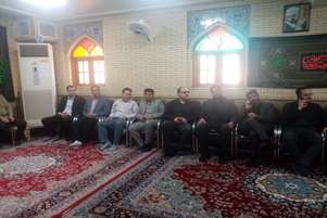 حضور رییس شبکه بهداشت و درمان شهرستان زرقان در برنامه میز خدمت نماز جمعه این شهر 