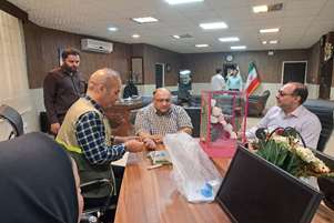 اجرای برنامه غربالگری قندخون و فشارخون جهت کارکنان فرمانداری شهرستان زرقان