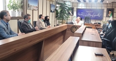نشست صمیمانه سرپرست و جمعی از کارکنان بهداشت ودرمان زرقان با شهردار
