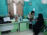 ویزیت رایگان بیماران در مرکز جامع سلامت ضیغمی به مناسبت گرامیداشت دهه فجر