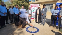 آیین کلنگ‌زنی ساخت خانه بهداشت روستای لاهیجی در زرقان برگزار شد